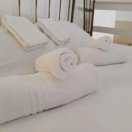 Quiet In Old Town With Private Entrance *