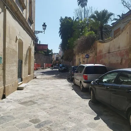 Appartement Quiet In Old Town With Private Entrance